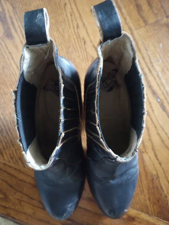 Freebird Morgan Distressed Leather Chelsea Ankle Boots - Picture 5 of 10